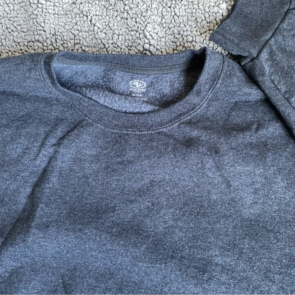 Men's Gray Sweater